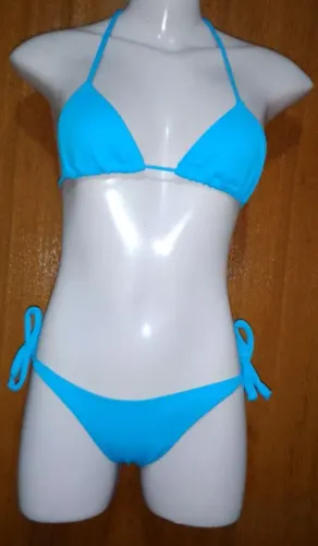 Lindo biquíni azul turquesa 