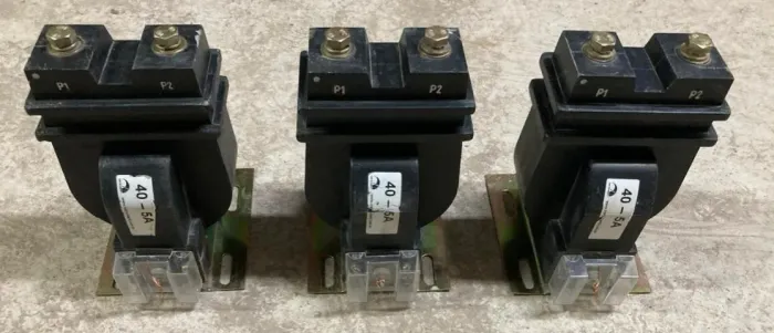 Transformador de corrente, 15 kV, 10B50, IP15B2, 40-5 A - 03 unidades