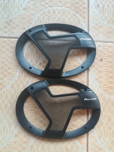 Molduras de alto falante Pioneer novas (Troco por carregador Samsung 25W preto)