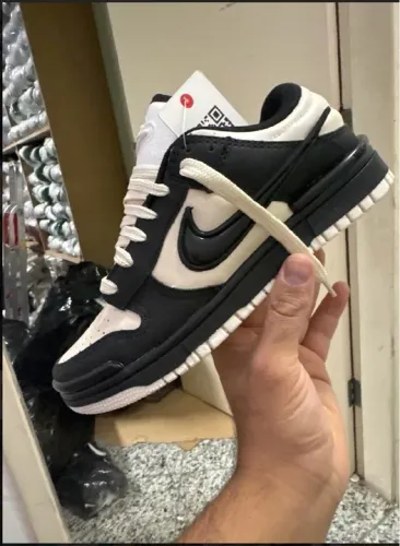 Nike Dunk Low Retro - Preto/Branco - Tamanho 40