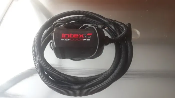 Bomba de Ar Elétrica Intex 110 Quick Fill 110/12Volts