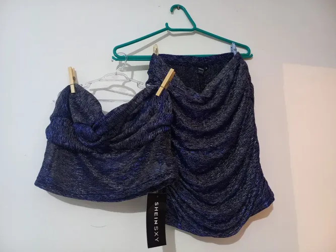 Conjunto Top e Saia Azul com Brilho
