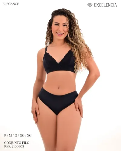 Conjunto filó disponível na cor preta GG na promoção especial