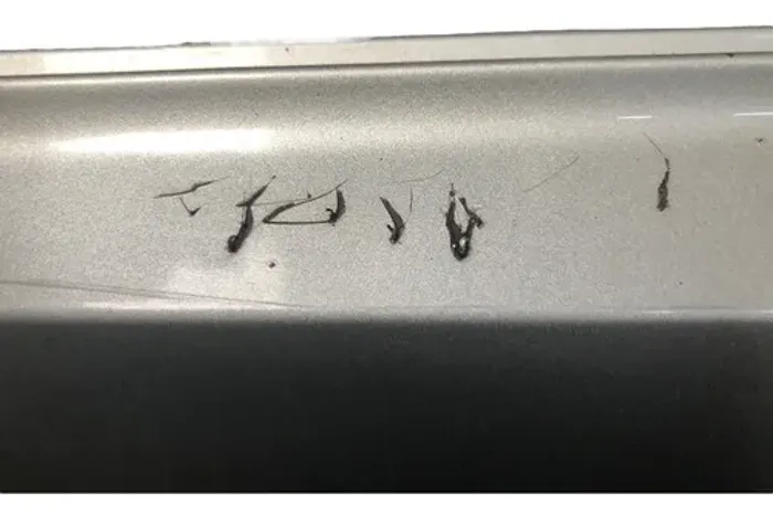 Spoiler Direito Mercedes C350 2010 2011 2012 Prata