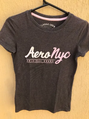 Camiseta Cinza Bordada Da Aéropostale