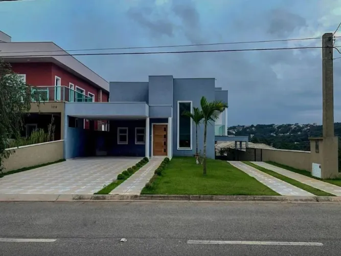 Casa para alugar em Jandira, Jardim do Golf I, com 4 suítes, com 500 m², Condomínio Santa 