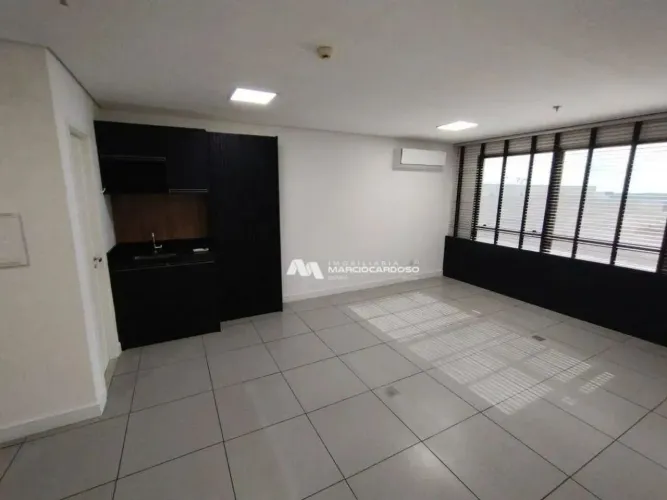 Sala para alugar, 38 m² por R$ 3.780,00/mês - Iguatemi - São José do Rio Preto/SP