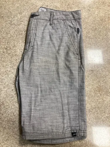 Bermuda Masculina Lost Cinza