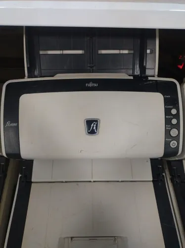 Scanner de documentos, Fujitsu Fi-6230z