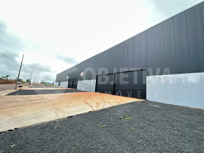 Galpão para aluguel, 2 vagas, Centro Empresarial Leste Uberlândia - UBERLANDIA/MG