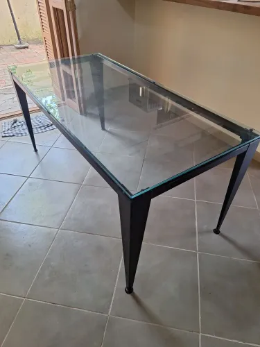Mesa de vidro e metal para 6 pessoas, 160 x 75
