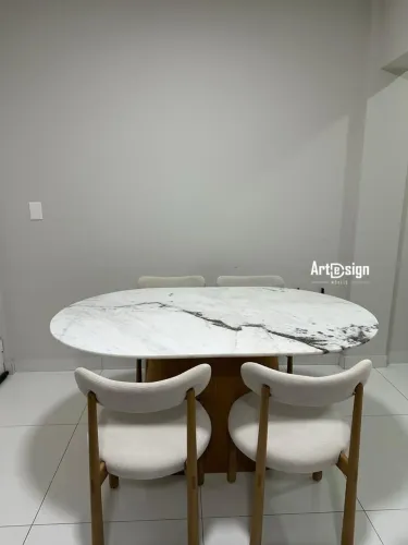 Mesa oblongo em mármore Espírito Santo