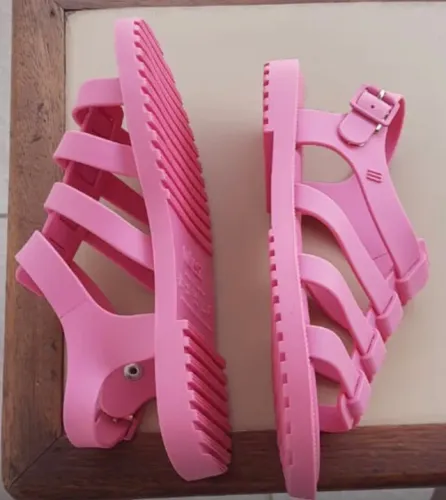 Melissa Flox rosa tamanho 32/33.