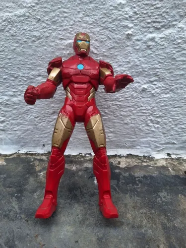 Homem de Ferro Articulável