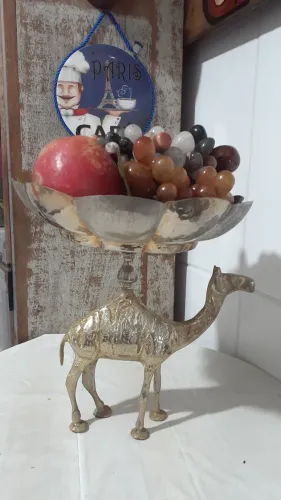 Fruteira de metal