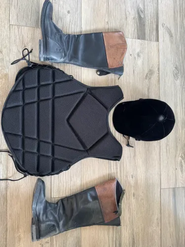 Kit equitação, capacete colete e bota 37,x