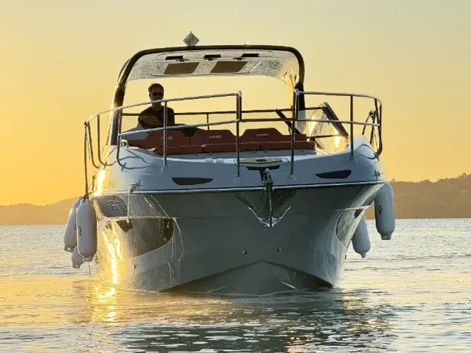 Lancha NHD 340 (32.5 Nomenclatura Internacional) Parelha Mercury 250hp 4T - Zero Milhas