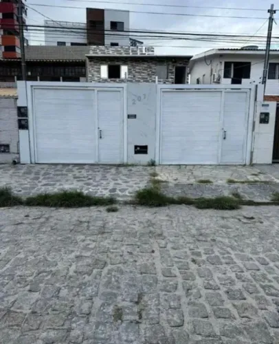 Excelente Casa Duplex Ideal para Morar ou Investir!