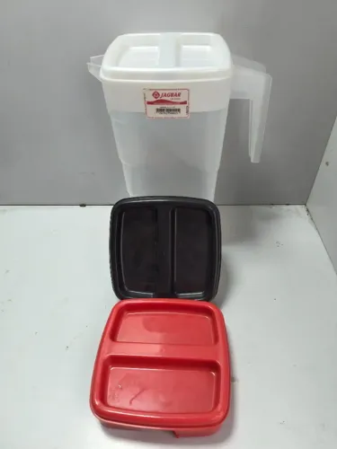 Jarra Plastica com Tampa Branca Vermelha Preta 3.5 Litros Jaguar