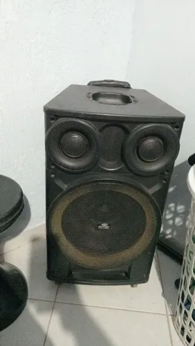 Vendo som residencial usado e bem conservado 