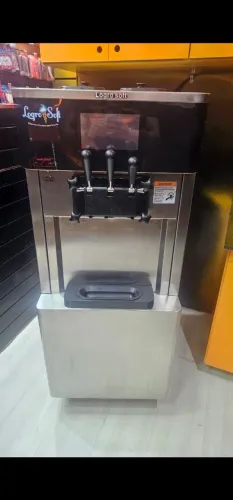 Máquina de Sorvete Soft - 3 Sabores