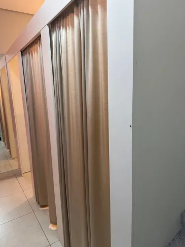 Provador de roupas 3 lugares