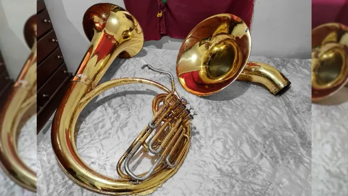 Tuba Hélicon / Sousafone Mib 4 Pistos Weril Alvorada 
