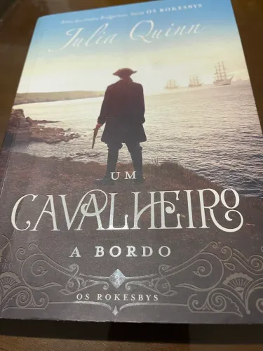 Livro - Um Cavalheiro a Bordo: Os Rokesbys 3 (Julia Quinn)