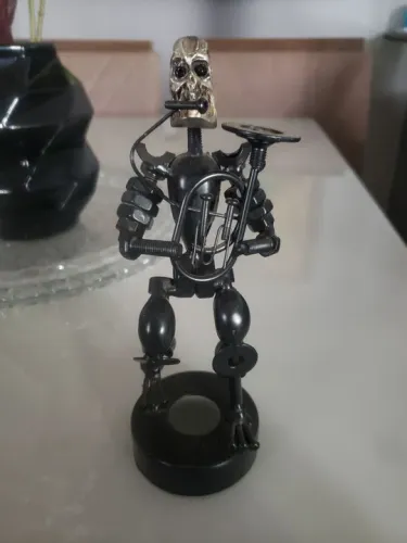 Escultura Esqueleto Tocador de Trombone 18 centímetros