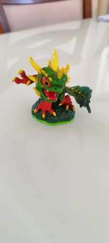 Skylanders - Camo (usado)