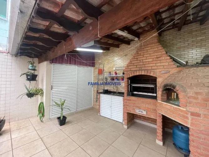 Casa Sobreposta à venda 3 Suítes Área Gourmet Embaré Santos/SP