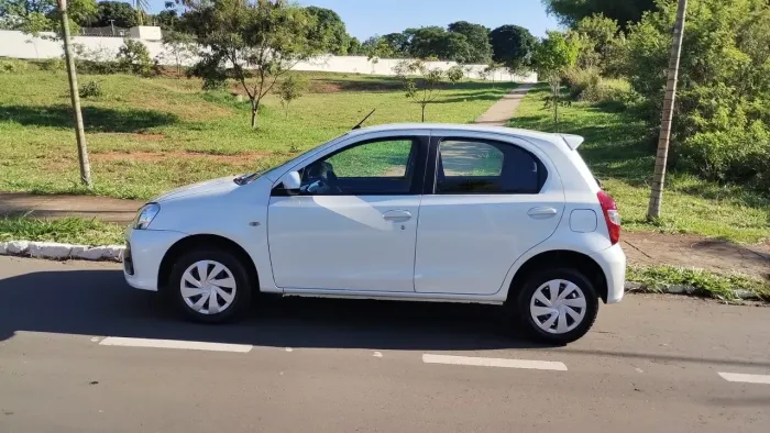 Toyota Etios X 1.3 Flex 16V 5P Aut. 2018