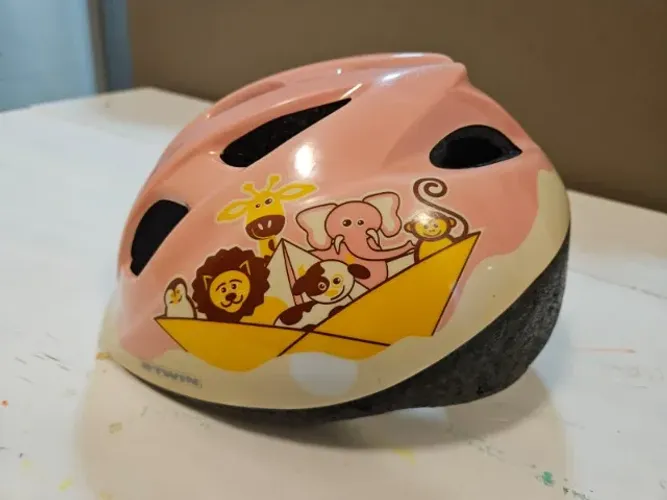 Capacete infantil Decathlon
