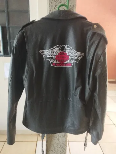 Jaqueta masculina de couro