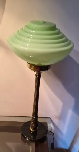 ART deco Luminária de mesa base mármore bronze maciço c/ opalina verde