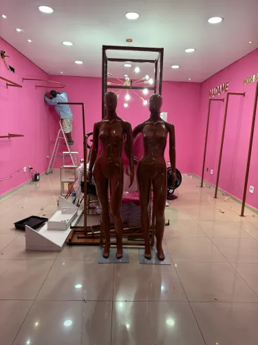 Manequim rosé gold promoção de 750 por $550 cada