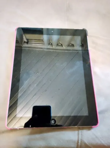 Vendo iPad model a1396 retirada de peças 