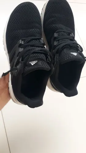 Vendo calçado usado uma vez original 