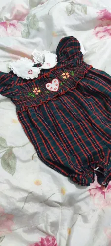 Roupa e capa de carrinho de bebê