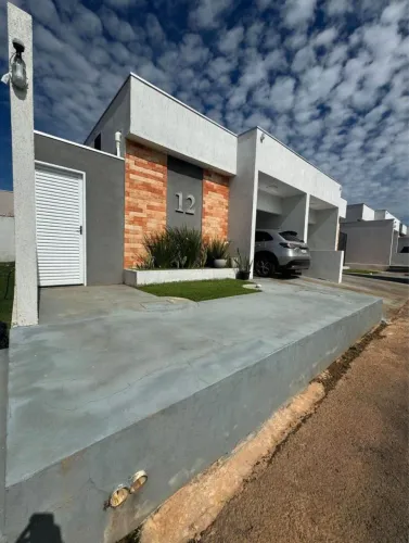VENDO CASA 3Q EM CONDOMÍNIO FORMOSA-GO