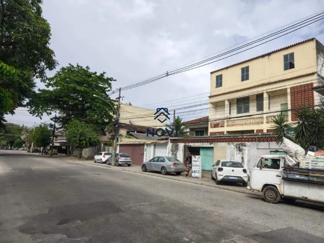 Prédio à Venda nos Bancários  Ilha do Governador 884 m² de Área Construída