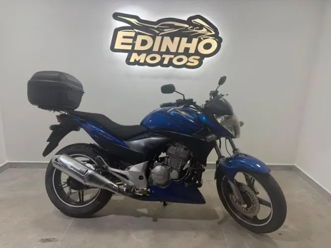 HONDA CB 300R 2011