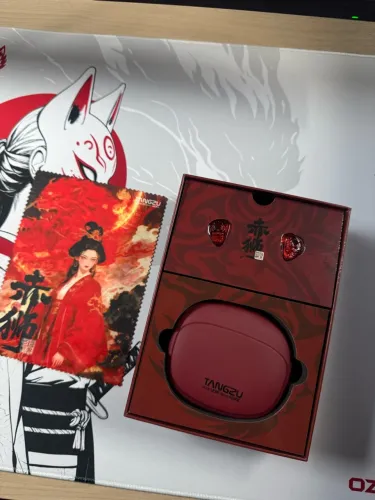 Fone iEM Tangzu Red Lion - Absurdo para Jogos