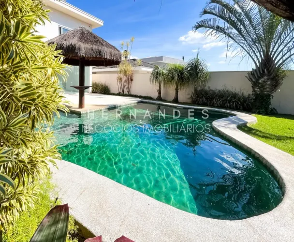 Casa de Alto Padrão | Piscina Aquecida com Pedra Hijau | Espaço Gourmet Completo | 380m²