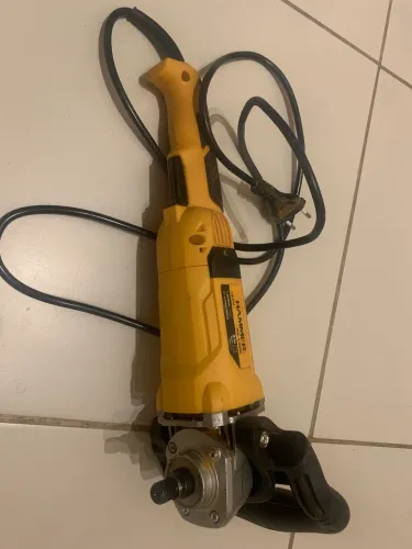 Vendo Politriz Hammer com pouco uso
