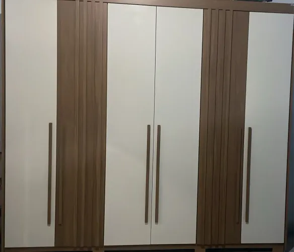 Guarda roupa de casal
