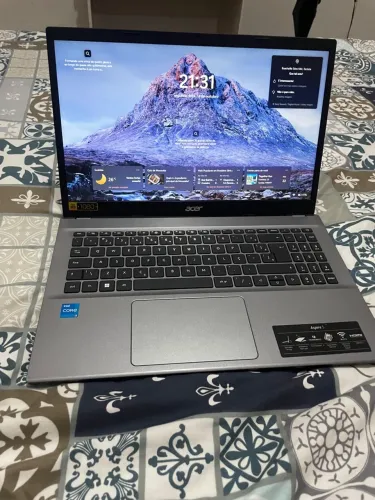 NOTEBOOK ACER ASPIRE 5 À VENDA (NOVO)