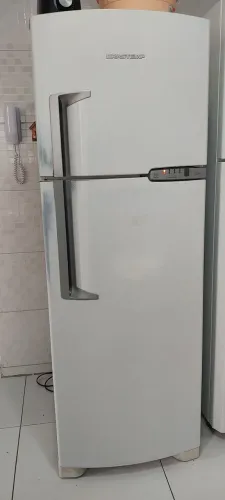 Geladeira brastemp Frost Free Dúplex.