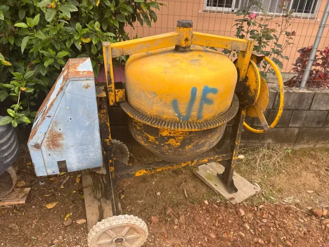 Betoneira 250l 