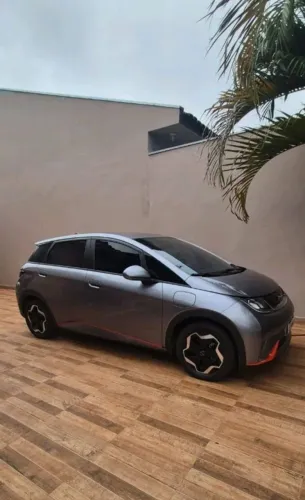 BYD Dolphin EV (Elétrico) 2025